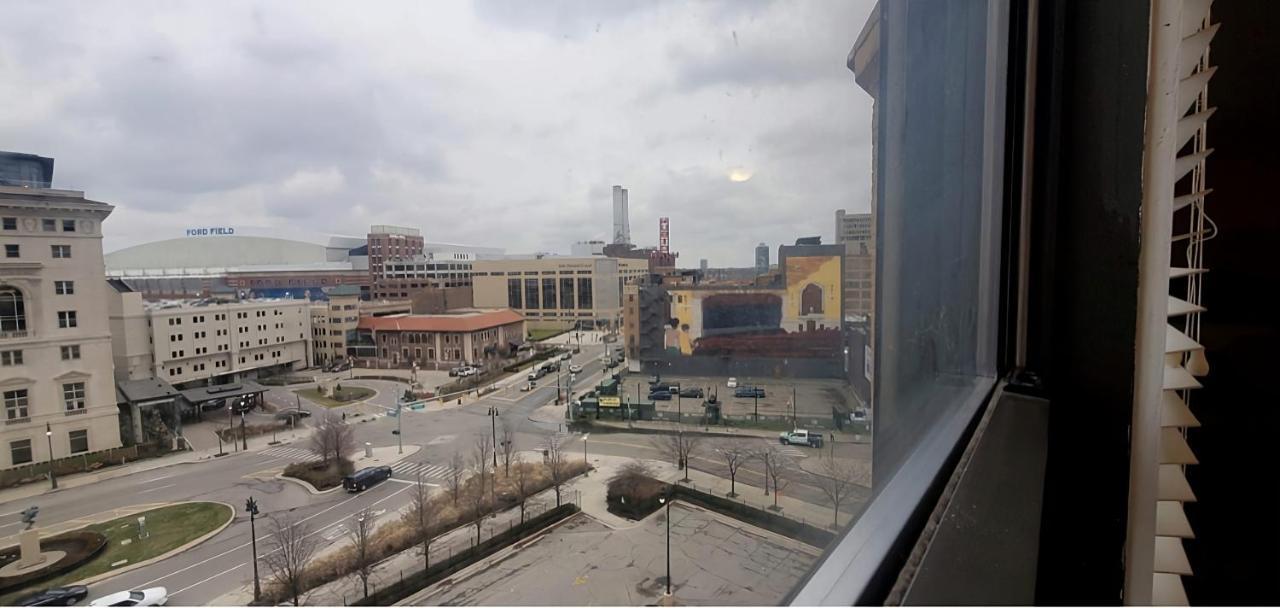 Perfect 1br In Prime Location & View Of Stadiums